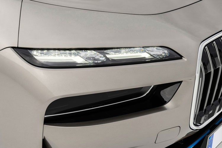 3902476 335kW eDrive50 M Sport 105.7kWh 4dr Auto