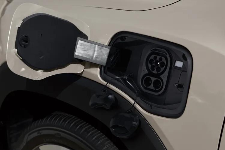 3978743 152kW K30 73kWh 5dr Auto