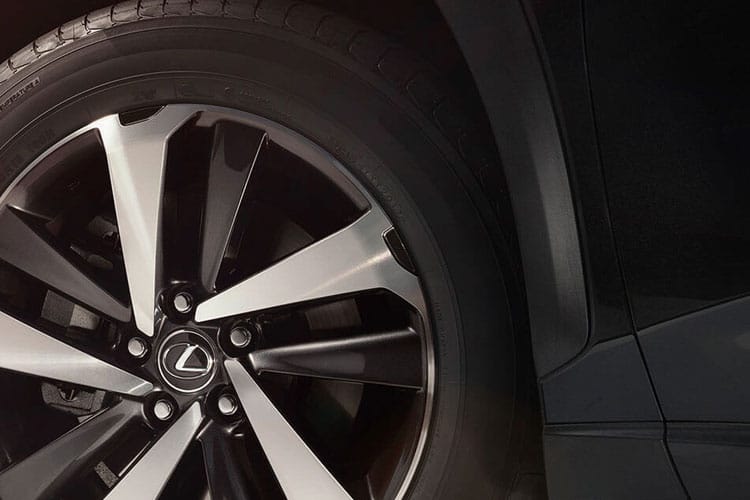 3958882 350h 197 Premium 5dr E-CVT [LL Pro]