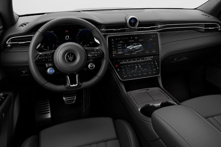 3976626 410kW Folgore Extended Range 105kWh 5dr Auto