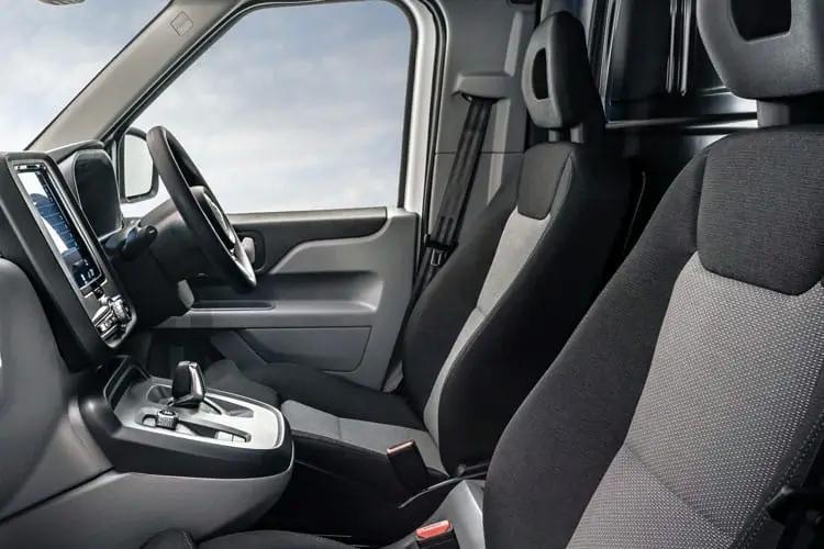 3979429 110kW 34.6kWh Ultima Van Auto