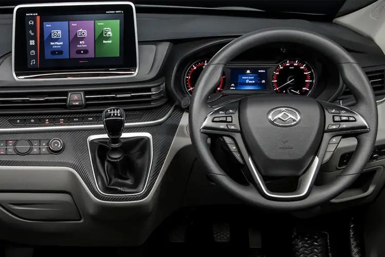 3943082 2.0 D20 150 DRW Chassis Cab