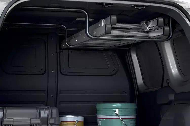 3735803 ML19 TCe 100 Advance [Safety] Van