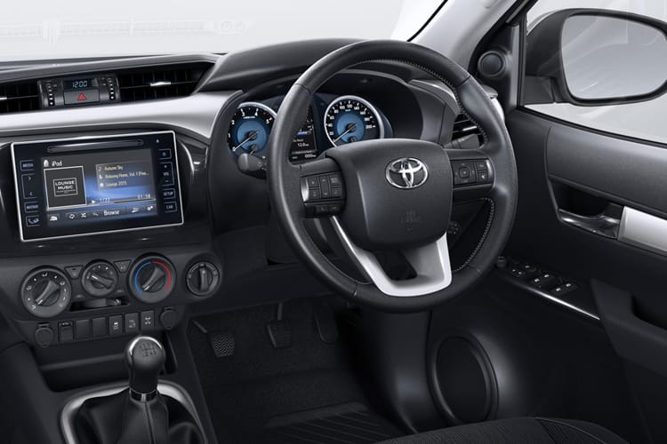 3979625 Active Extra Cab Tipper 2.8 D-4D