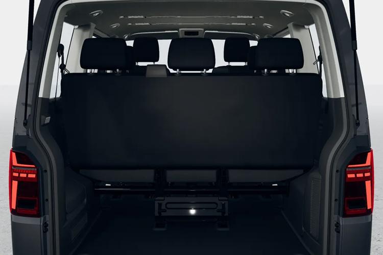 3979720 2.0 TDI 170PS Minibus Style Auto